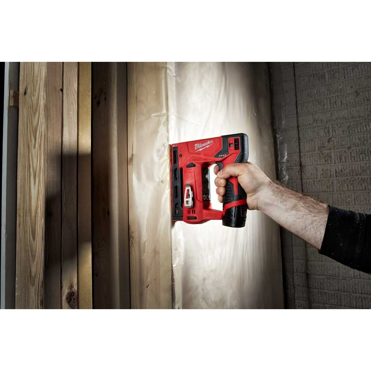 Milwaukee M12 3/8 In. Cordless Crown Stapler (Tool Only) View 3 of 5