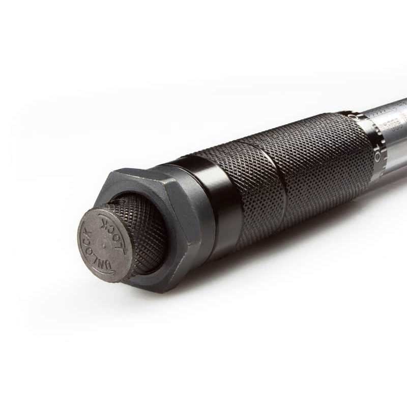 TEKTON® 1/4" Drive Click Torque Wrench (20-200 in./lb.) View 4 of 6