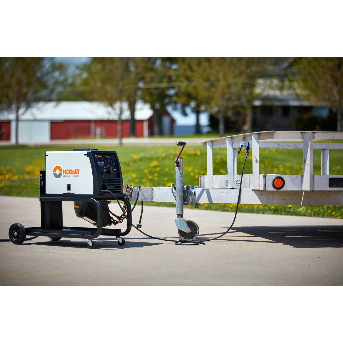 HOBART® Handler® 210MVP MIG Wire Welder (Part #500553) View 2 of 7