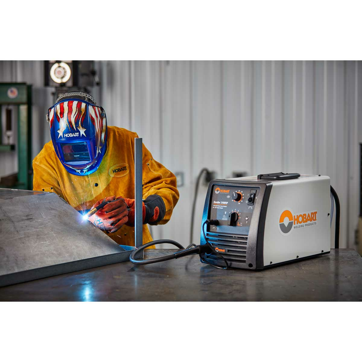 HOBART® Handler® 210MVP MIG Wire Welder (Part #500553) View 4 of 7
