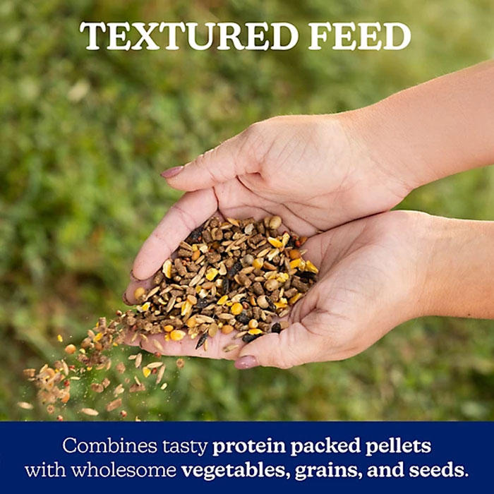 Nutrena NatureWise® Harvest Blend All Flock Textured Feed, 40 lb. View 3 of 5