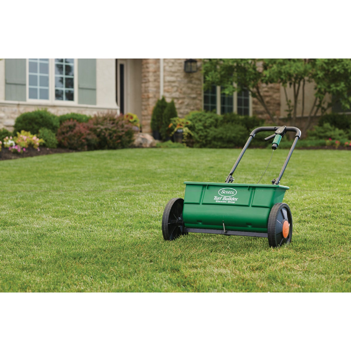 Scotts Turf Builder Classic Drop Spreader View 3 of 7