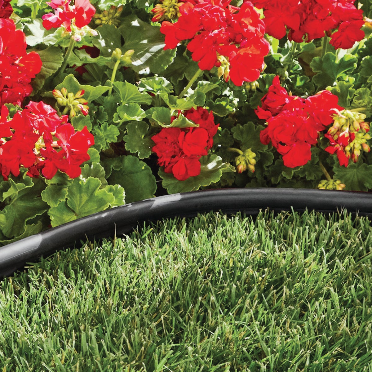 Master Mark Plus  4.5 In. H. x 20 Ft. L. Black Plastic Lawn Edging View 2 of 5